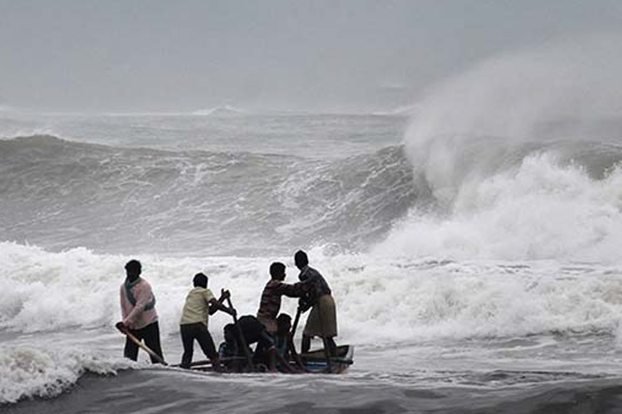 மீனவர்களுக்கு எச்சரிக்கை