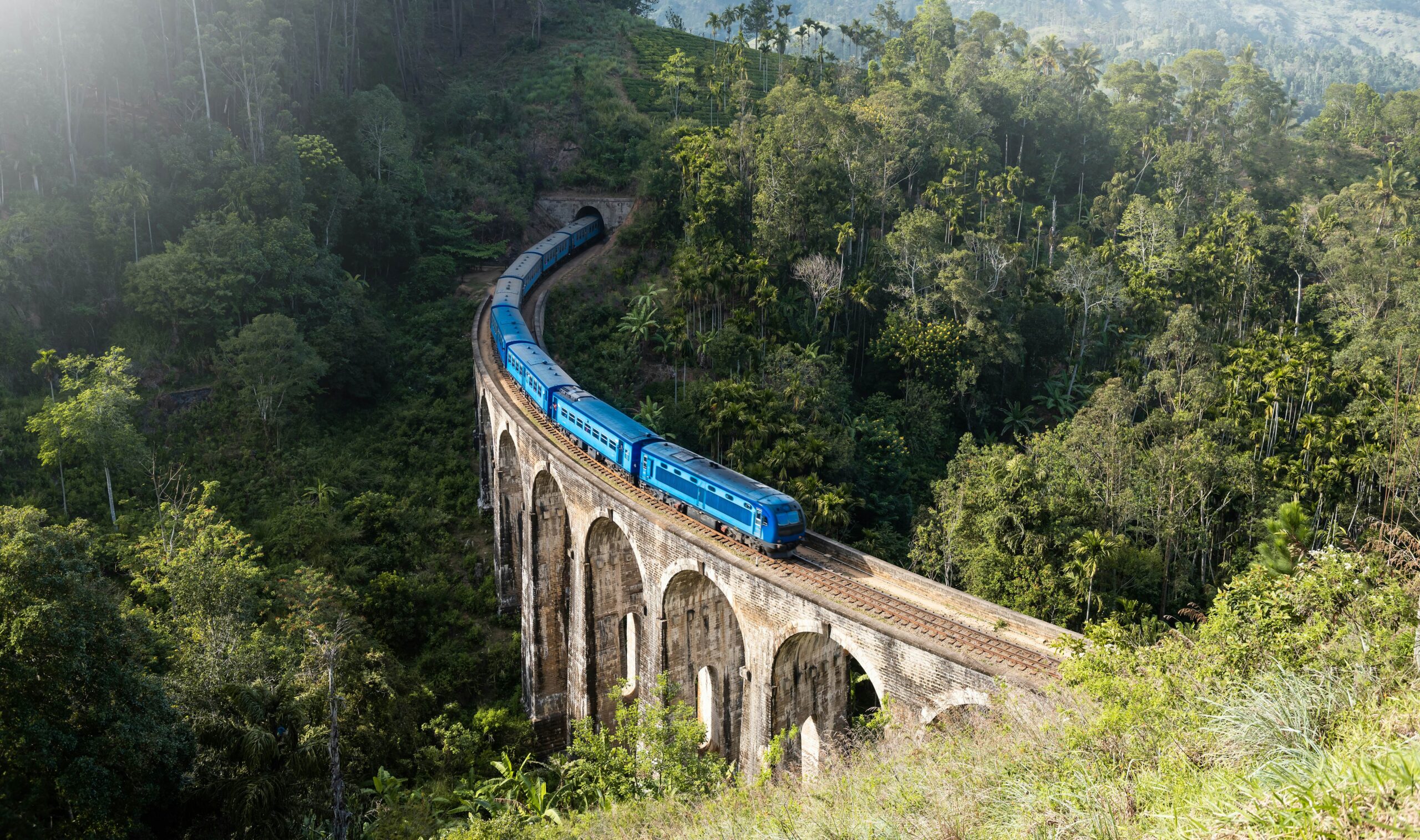 மூன்றாம் வகுப்பு இருக்கை முன்பதிவு நீக்கம்